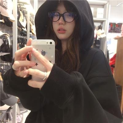 丹顶鹤女孩
